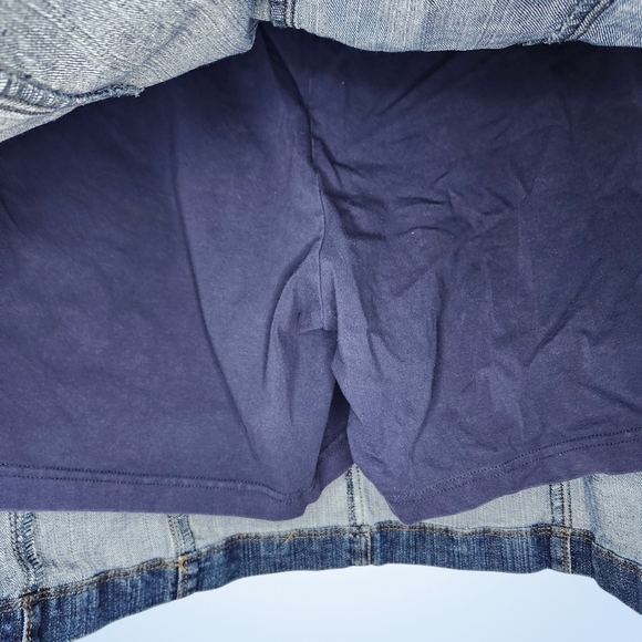 AE SPORT Denim Skort - 18 - Picture 4 of 5